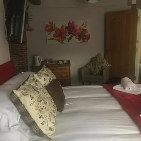 The Chequers-3